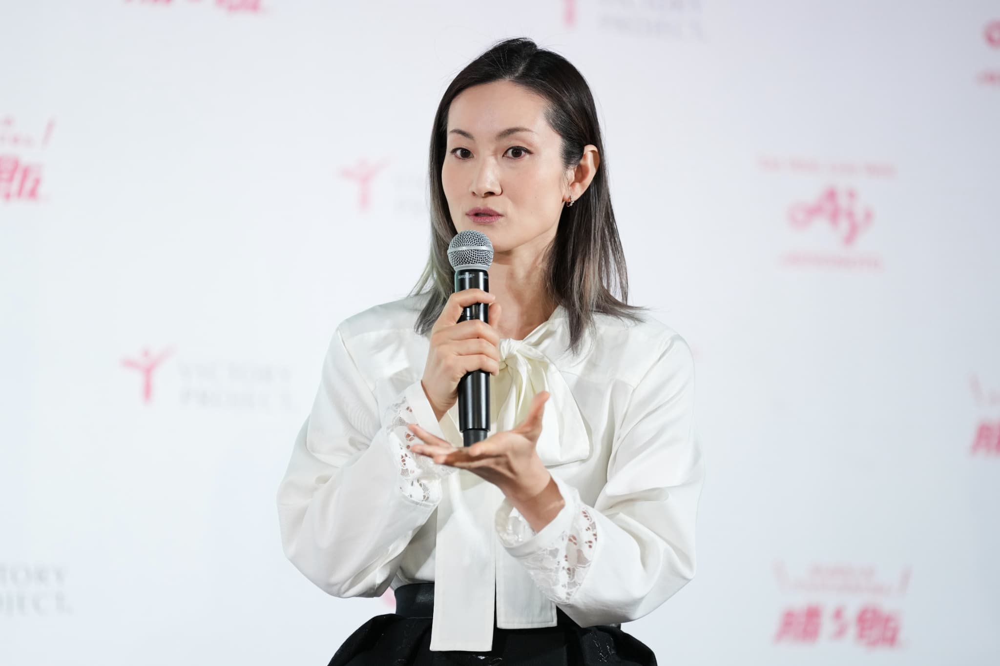 トークセッションに登壇した荒川静香氏（写真：アフロスポーツ）