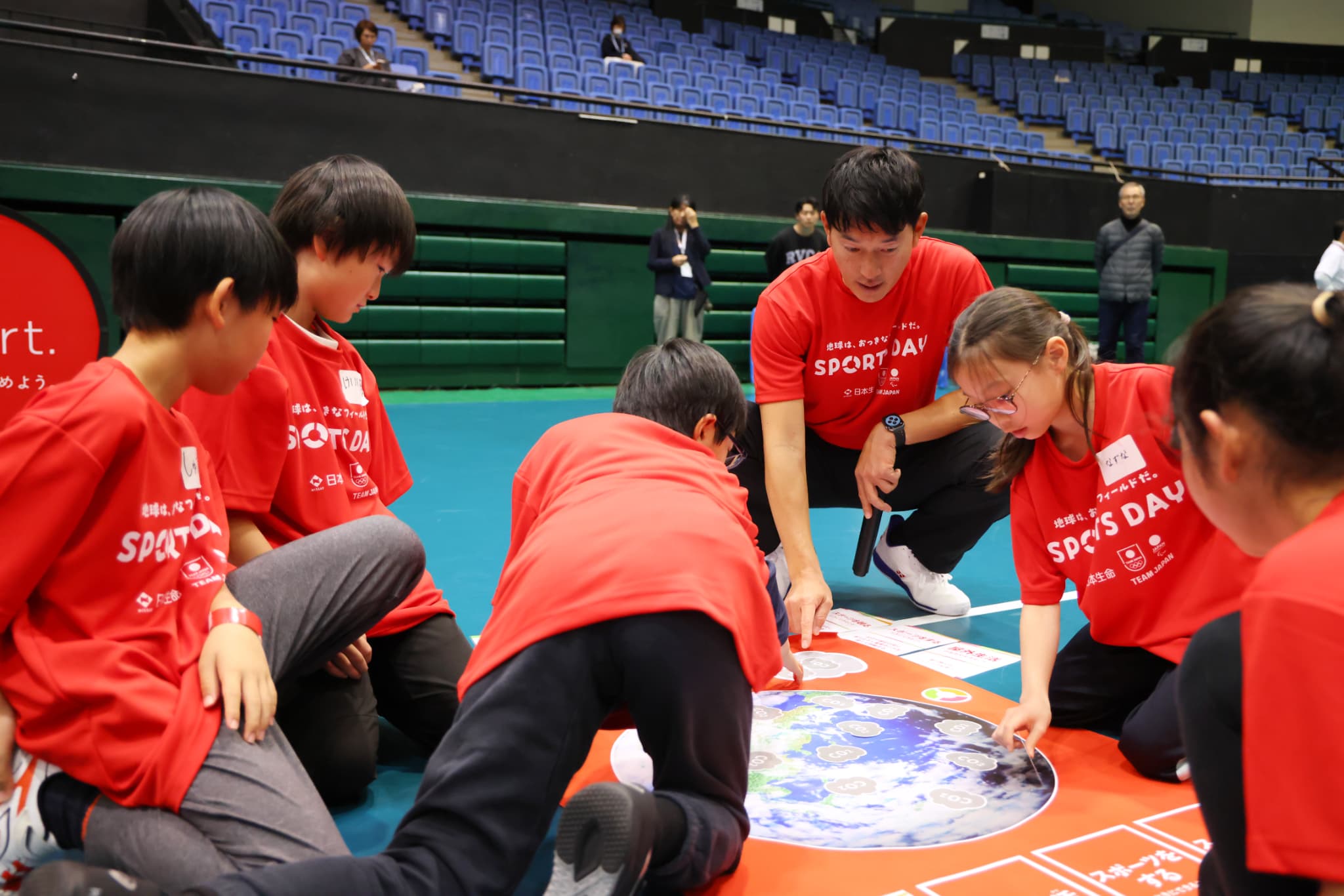 ワークショップでの近藤プロ（写真：アフロスポーツ）