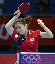 福原と石川が初の８強進出 卓球・３０日