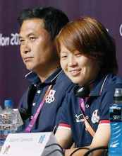 １０日未明、なでしこ決勝戦 前日の選手は明るい表情 