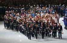 日本代表選手団が入場｜JOC - 日本オリンピック委員会