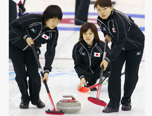 カーリング 目黒萌絵選手・林弓枝選手・本橋麻里選手