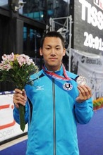 【ベオグラード大会・水泳】競泳男子200m平泳ぎで冨田尚弥選手が銀メダルを獲得！