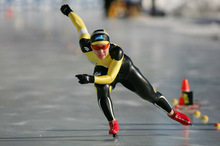 【インスブルック大会】スピードスケートで加治木選手銅メダル！