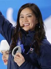 竹内、銀メダルに笑み スノボ女子初の表彰台
