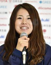 ＨＰ銅の小野塚「まだ実感ない」 一夜明け記者会見