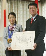 小野塚選手に新潟県民栄誉賞授与 ソチ五輪スキー銅メダル