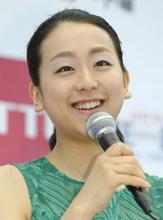 浅田真央、来季休養を表明 復帰の可能性「半々」