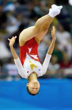 トランポリン女子で中野が銀 南京ユース五輪