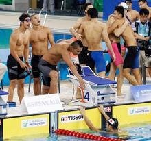 萩野が４冠 アジア大会競泳