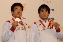 【レスリング】男子フリースタイルで銀メダルの松永共広選手、銅メダルの湯元健一選手が記者会見