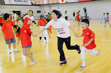 バドミントンの潮田玲子さんらが参加　「オリンピックデー・フェスタin東松島」レポート