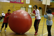 競泳金メダリストの柴田亜衣さんらが参加　「オリンピックデー・フェスタin本宮」レポート