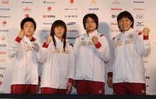 【レスリング】女子代表の4選手が監督とともにJOCジャパンハウスで記者会見