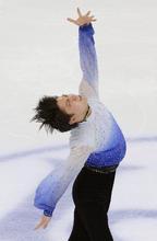 Ｖ２へ、羽生ＳＰ首位 小塚１９位、無良は２３位