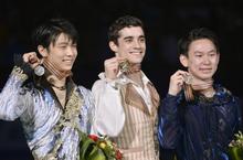 世界フィギュア、羽生は２位 宮原、初出場で銀メダル