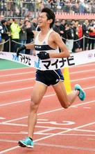 福岡国際マラソン、佐々木が３位 日本勢トップ、マカウ２連覇