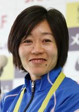 野口選手「思う存分走り切れた」 マラソン五輪覇者が引退