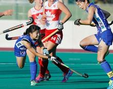 ホッケー、日本はカナダに３―０ 五輪出場の女子が親善試合