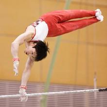 体操リオ五輪代表が試技会 ５時起き内村、好演技