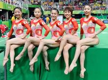 女子団体、７位で決勝へ 体操・７日