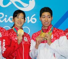 萩野「次の五輪へ収穫」 メダル７個の競泳陣会見