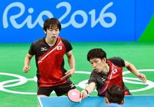 男子団体で日本が４強 卓球・１４日
