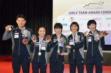 卓球、日本男女そろって団体Ｖ 世界ジュニア選手権