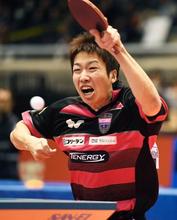 全日本卓球、石川と水谷８強入り 伊藤は敗退