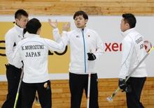 カーリング男子、初戦快勝 冬季アジア、競技開始