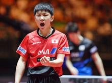 卓球、１３歳張本が水谷破る 世界選手権個人戦第４日