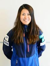 小野塚彩那が米合宿から帰国 フリースタイルスキーの世界女王