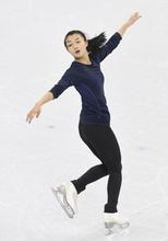 坂本花織、本番リンクで初練習 フィギュア女子のホープ