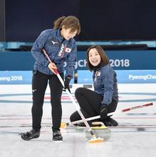 カーリング女子、準決勝へ調整 藤沢「開き直って楽しむ」