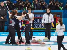 カーリング女子、３位決定戦へ 第１５日、韓国に惜敗