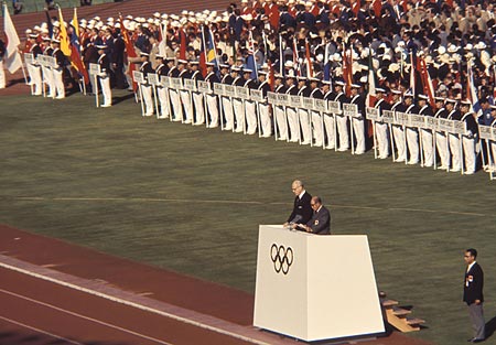 開会式そして日本中を走った聖火リレー（1） - 東京オリンピック1964 - JOC